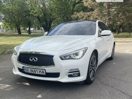 Білий Інфініті Q50, об'ємом двигуна 2.2 л та пробігом 138 тис. км за 14900 $, фото 1 на Automoto.ua