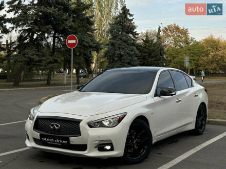 Білий Інфініті Q50, об'ємом двигуна 3.7 л та пробігом 133 тис. км за 16999 $, фото 1 на Automoto.ua