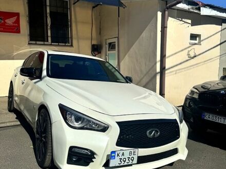 Белый Инфинити Q50, объемом двигателя 3 л и пробегом 115 тыс. км за 6700 $, фото 1 на Automoto.ua