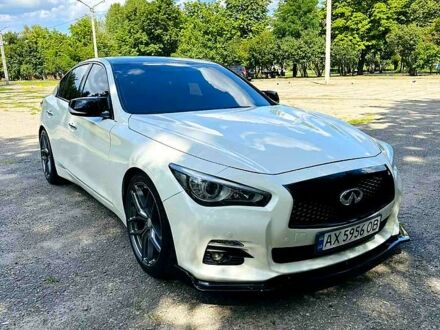 Білий Інфініті Q50, об'ємом двигуна 2 л та пробігом 116 тис. км за 16999 $, фото 1 на Automoto.ua