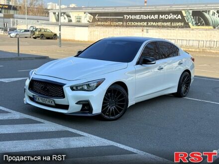 Инфинити Q50 2017 в Киеве на Automoto.ua Белый Инфинити Q50, объемом двигателя 3 л и пробегом 120 тыс. км за 16500 $, фото 1 на Automoto.ua