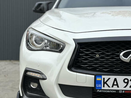 Инфинити Q50 2017 в Житомире на Automoto.ua Белый Инфинити Q50, объемом двигателя 3 л и пробегом 152 тыс. км за 15000 $, фото 1 на Automoto.ua