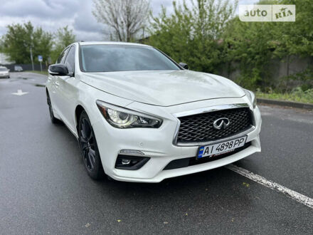 Білий Інфініті Q50, об'ємом двигуна 3 л та пробігом 69 тис. км за 16500 $, фото 1 на Automoto.ua