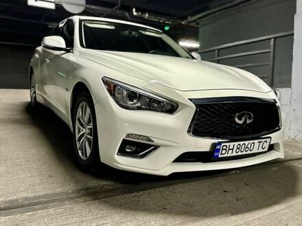 Білий Інфініті Q50, об'ємом двигуна 1.99 л та пробігом 61 тис. км за 20000 $, фото 1 на Automoto.ua