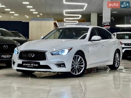 Білий Інфініті Q50, об'ємом двигуна 3 л та пробігом 103 тис. км за 16389 $, фото 1 на Automoto.ua
