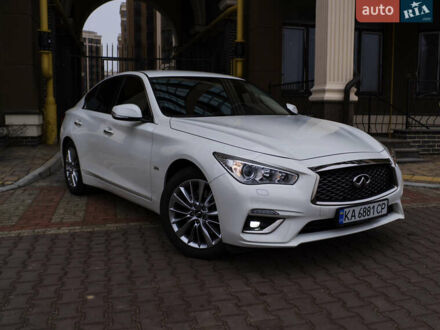 Білий Інфініті Q50, об'ємом двигуна 1.99 л та пробігом 12 тис. км за 26500 $, фото 1 на Automoto.ua