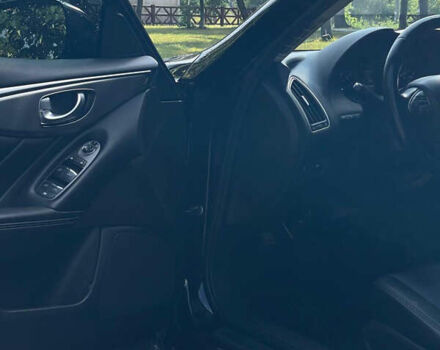 Чорний Інфініті Q50, об'ємом двигуна 3.7 л та пробігом 137 тис. км за 14000 $, фото 27 на Automoto.ua