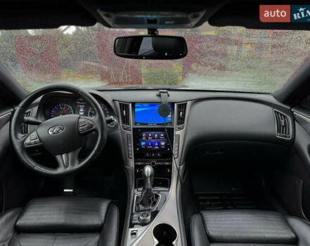 Черный Инфинити Q50, объемом двигателя 3.7 л и пробегом 202 тыс. км за 14000 $, фото 15 на Automoto.ua