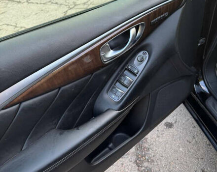 Черный Инфинити Q50, объемом двигателя 3.5 л и пробегом 149 тыс. км за 15499 $, фото 11 на Automoto.ua