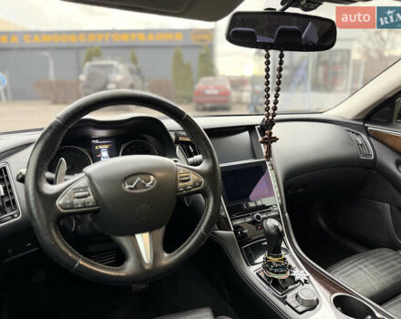 Чорний Інфініті Q50, об'ємом двигуна 3.5 л та пробігом 261 тис. км за 14300 $, фото 20 на Automoto.ua