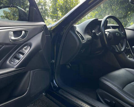 Чорний Інфініті Q50, об'ємом двигуна 3.7 л та пробігом 137 тис. км за 14000 $, фото 35 на Automoto.ua