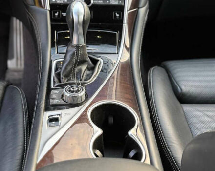 Черный Инфинити Q50, объемом двигателя 3.5 л и пробегом 149 тыс. км за 15499 $, фото 12 на Automoto.ua