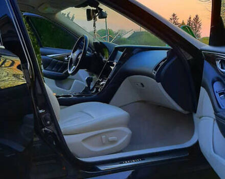 Черный Инфинити Q50, объемом двигателя 3.5 л и пробегом 130 тыс. км за 15000 $, фото 7 на Automoto.ua