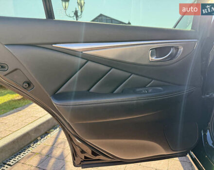 Черный Инфинити Q50, объемом двигателя 2.14 л и пробегом 205 тыс. км за 14600 $, фото 26 на Automoto.ua