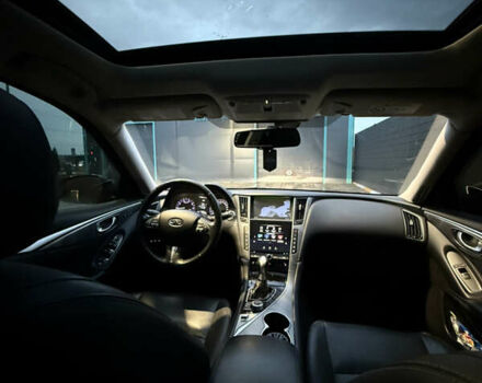 Черный Инфинити Q50, объемом двигателя 2.14 л и пробегом 220 тыс. км за 12890 $, фото 10 на Automoto.ua