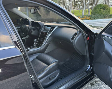 Черный Инфинити Q50, объемом двигателя 1.99 л и пробегом 206 тыс. км за 15500 $, фото 12 на Automoto.ua