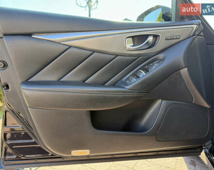 Черный Инфинити Q50, объемом двигателя 2.14 л и пробегом 205 тыс. км за 14600 $, фото 32 на Automoto.ua