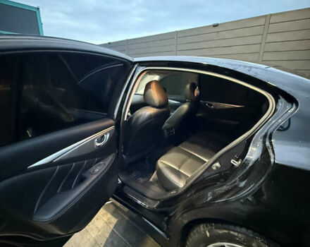 Черный Инфинити Q50, объемом двигателя 2.14 л и пробегом 220 тыс. км за 12890 $, фото 9 на Automoto.ua