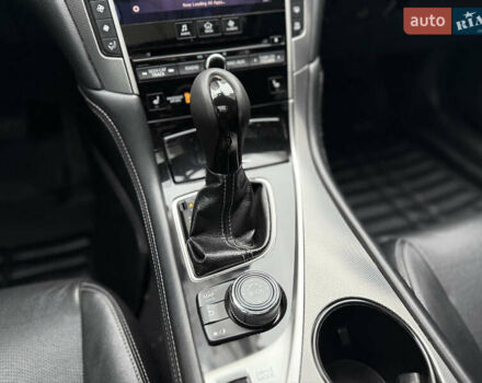 Черный Инфинити Q50, объемом двигателя 3.7 л и пробегом 150 тыс. км за 14650 $, фото 25 на Automoto.ua