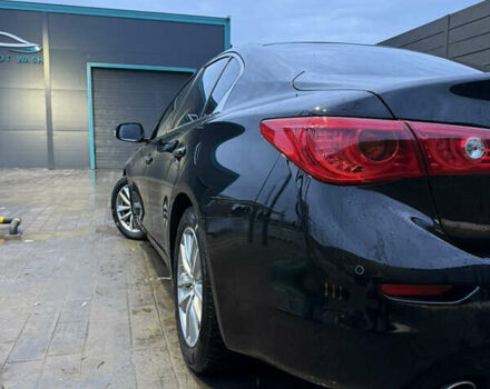 Черный Инфинити Q50, объемом двигателя 2.14 л и пробегом 220 тыс. км за 12890 $, фото 3 на Automoto.ua