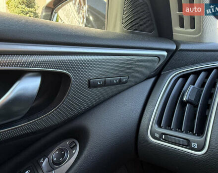 Черный Инфинити Q50, объемом двигателя 2.14 л и пробегом 205 тыс. км за 14600 $, фото 38 на Automoto.ua