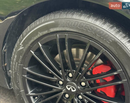 Черный Инфинити Q50, объемом двигателя 3.7 л и пробегом 150 тыс. км за 14650 $, фото 12 на Automoto.ua