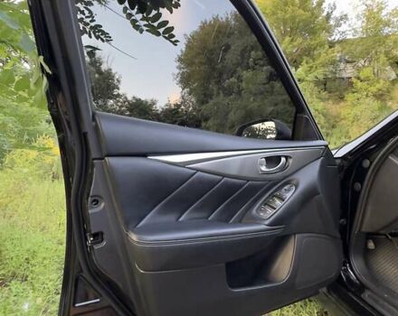 Черный Инфинити Q50, объемом двигателя 3.7 л и пробегом 209 тыс. км за 15000 $, фото 62 на Automoto.ua