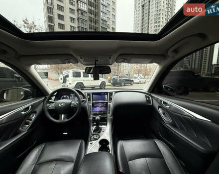 Черный Инфинити Q50, объемом двигателя 3.7 л и пробегом 150 тыс. км за 14650 $, фото 5 на Automoto.ua