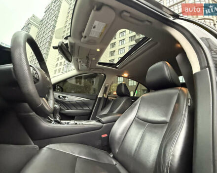 Черный Инфинити Q50, объемом двигателя 3.7 л и пробегом 150 тыс. км за 14650 $, фото 20 на Automoto.ua