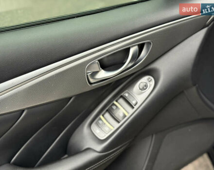 Черный Инфинити Q50, объемом двигателя 3.7 л и пробегом 150 тыс. км за 14650 $, фото 16 на Automoto.ua