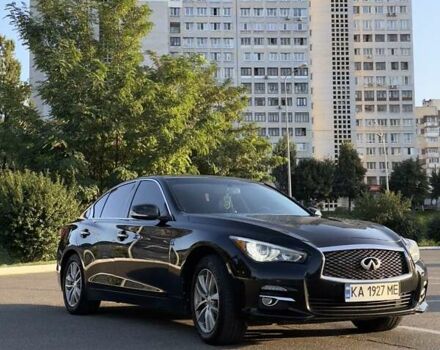 Черный Инфинити Q50, объемом двигателя 3.7 л и пробегом 209 тыс. км за 15000 $, фото 1 на Automoto.ua