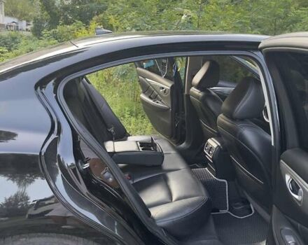 Черный Инфинити Q50, объемом двигателя 3.7 л и пробегом 209 тыс. км за 15000 $, фото 74 на Automoto.ua