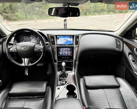 Черный Инфинити Q50, объемом двигателя 1.99 л и пробегом 140 тыс. км за 15500 $, фото 14 на Automoto.ua