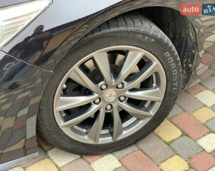 Черный Инфинити Q50, объемом двигателя 2.14 л и пробегом 190 тыс. км за 13350 $, фото 8 на Automoto.ua