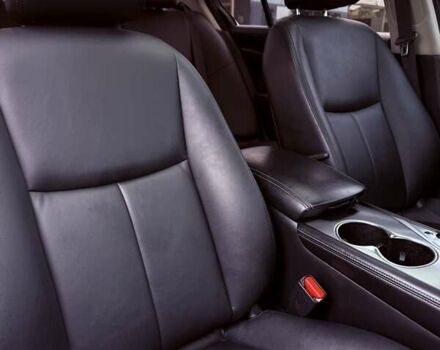 Черный Инфинити Q50, объемом двигателя 3.7 л и пробегом 102 тыс. км за 13800 $, фото 1 на Automoto.ua