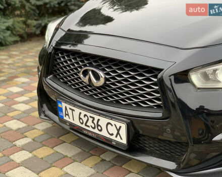 Черный Инфинити Q50, объемом двигателя 2.14 л и пробегом 190 тыс. км за 13350 $, фото 6 на Automoto.ua