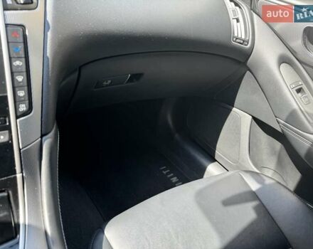 Черный Инфинити Q50, объемом двигателя 3.7 л и пробегом 158 тыс. км за 13500 $, фото 20 на Automoto.ua