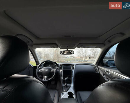 Черный Инфинити Q50, объемом двигателя 3.7 л и пробегом 186 тыс. км за 16300 $, фото 18 на Automoto.ua