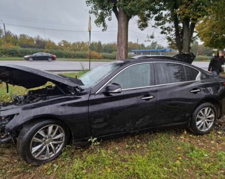 Черный Инфинити Q50, объемом двигателя 0 л и пробегом 248 тыс. км за 7700 $, фото 6 на Automoto.ua