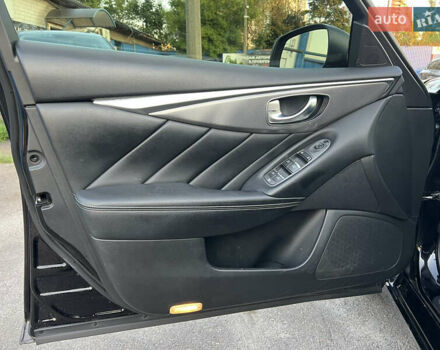 Чорний Інфініті Q50, об'ємом двигуна 3.7 л та пробігом 90 тис. км за 15950 $, фото 20 на Automoto.ua