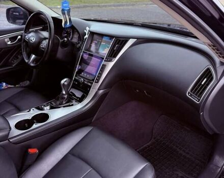 Черный Инфинити Q50, объемом двигателя 3.7 л и пробегом 102 тыс. км за 13800 $, фото 6 на Automoto.ua