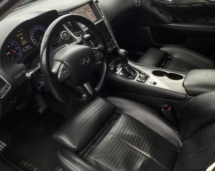 Черный Инфинити Q50, объемом двигателя 2.1 л и пробегом 248 тыс. км за 12700 $, фото 6 на Automoto.ua
