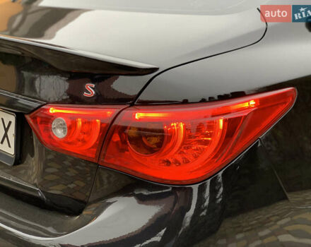 Черный Инфинити Q50, объемом двигателя 2.14 л и пробегом 190 тыс. км за 13350 $, фото 26 на Automoto.ua