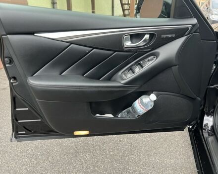 Черный Инфинити Q50, объемом двигателя 2.1 л и пробегом 240 тыс. км за 14900 $, фото 10 на Automoto.ua