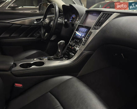 Черный Инфинити Q50, объемом двигателя 3 л и пробегом 137 тыс. км за 15499 $, фото 21 на Automoto.ua