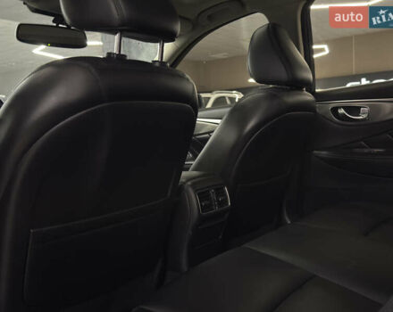 Черный Инфинити Q50, объемом двигателя 3 л и пробегом 137 тыс. км за 15499 $, фото 22 на Automoto.ua