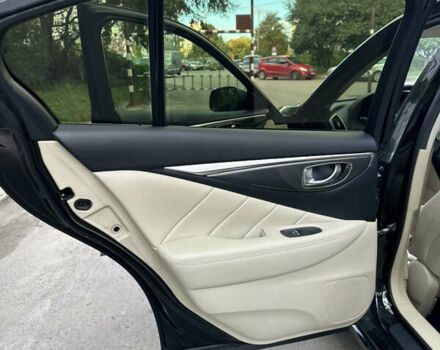 Чорний Інфініті Q50, об'ємом двигуна 2.14 л та пробігом 216 тис. км за 16400 $, фото 13 на Automoto.ua