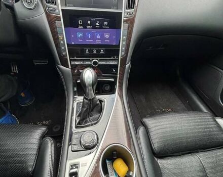 Чорний Інфініті Q50, об'ємом двигуна 3 л та пробігом 109 тис. км за 15900 $, фото 8 на Automoto.ua