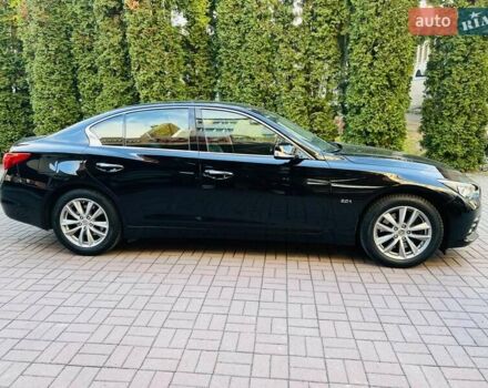 Черный Инфинити Q50, объемом двигателя 2 л и пробегом 53 тыс. км за 18900 $, фото 5 на Automoto.ua
