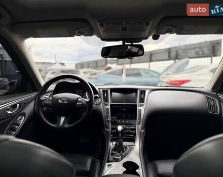 Черный Инфинити Q50, объемом двигателя 3.5 л и пробегом 149 тыс. км за 16999 $, фото 12 на Automoto.ua